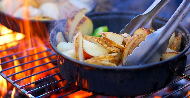 Campfire cooking